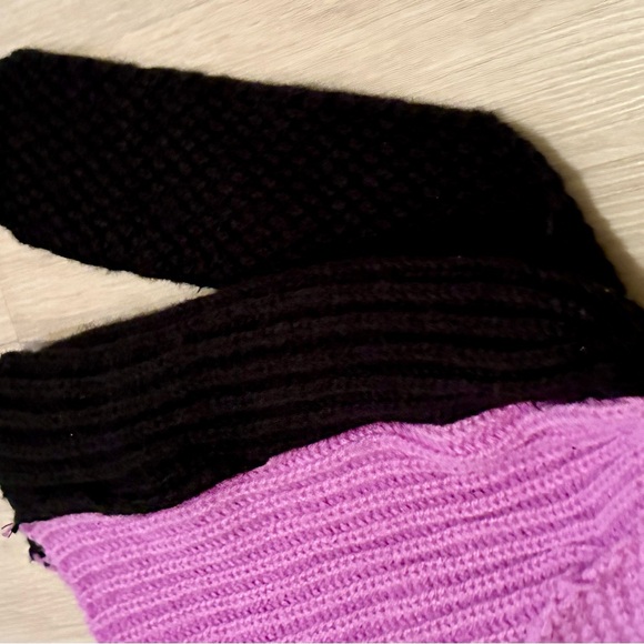 Women’s Winter Bundle - Cozy Beanie & Plush Black Earmuffs - Cute & Warm - Picture 6 of 15